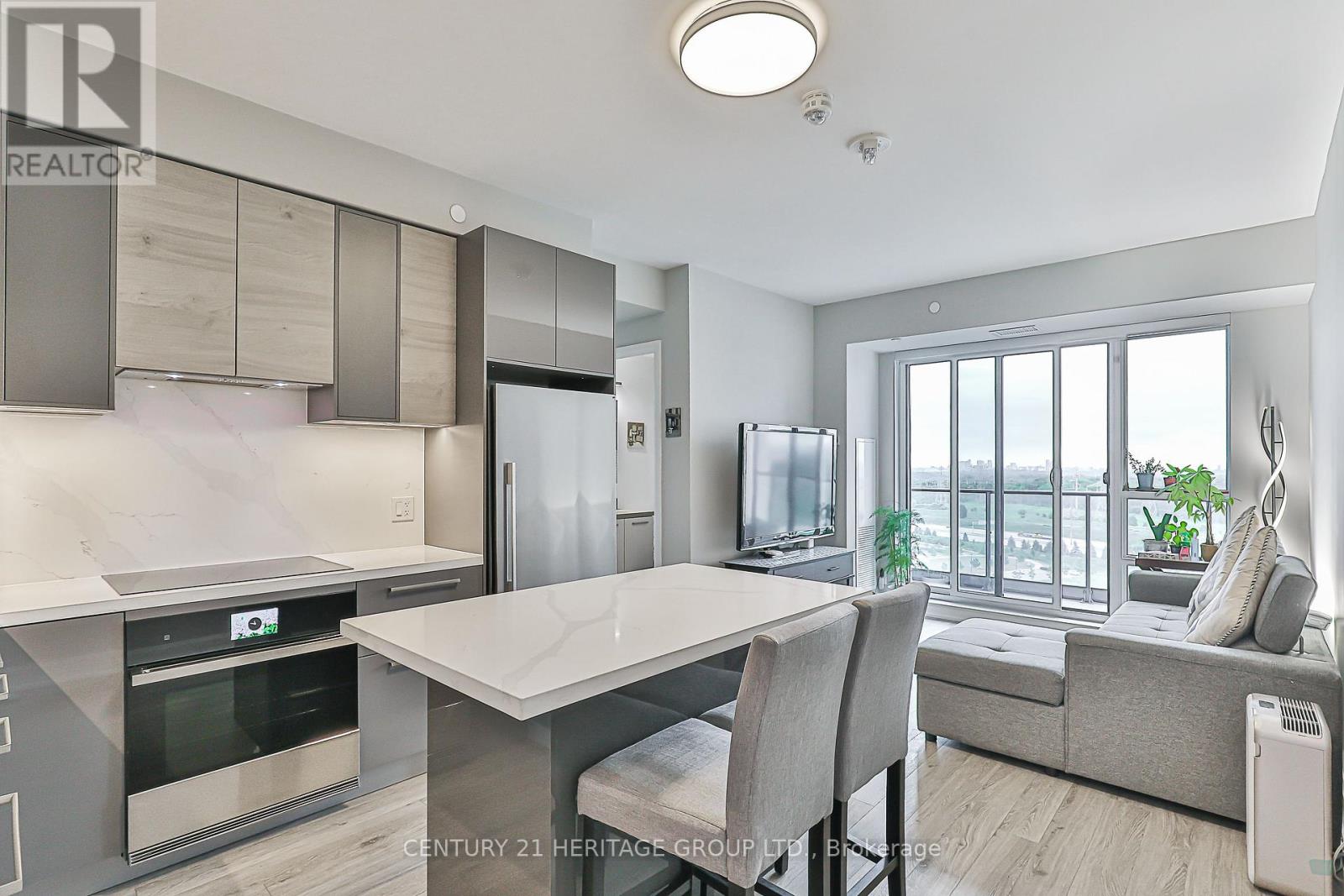 1506 - 12 Gandhi Lane, Markham, Ontario  L3T 0G8 - Photo 6 - N12367978
