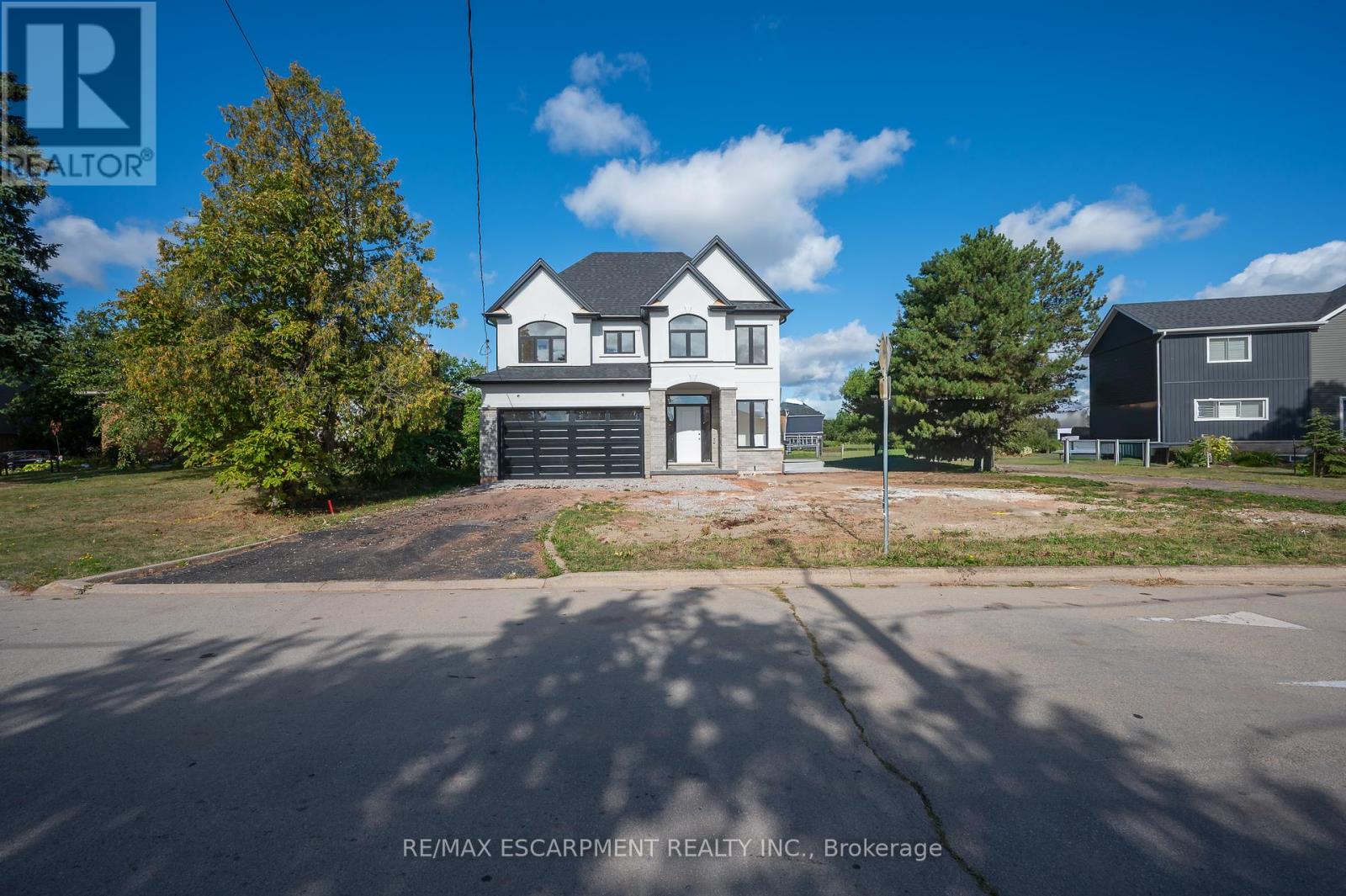 Property at 141 MARGARET AVENUE image 2
