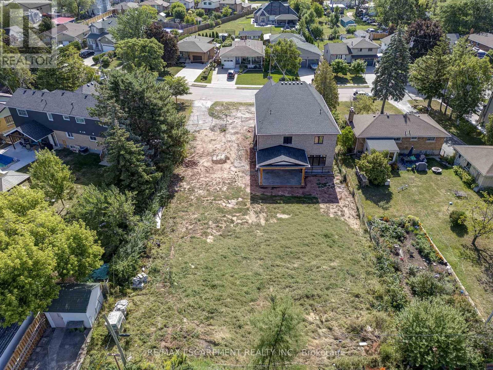 141 Margaret Avenue, Hamilton, Ontario  L8J 3G7 - Photo 13 - X12367515