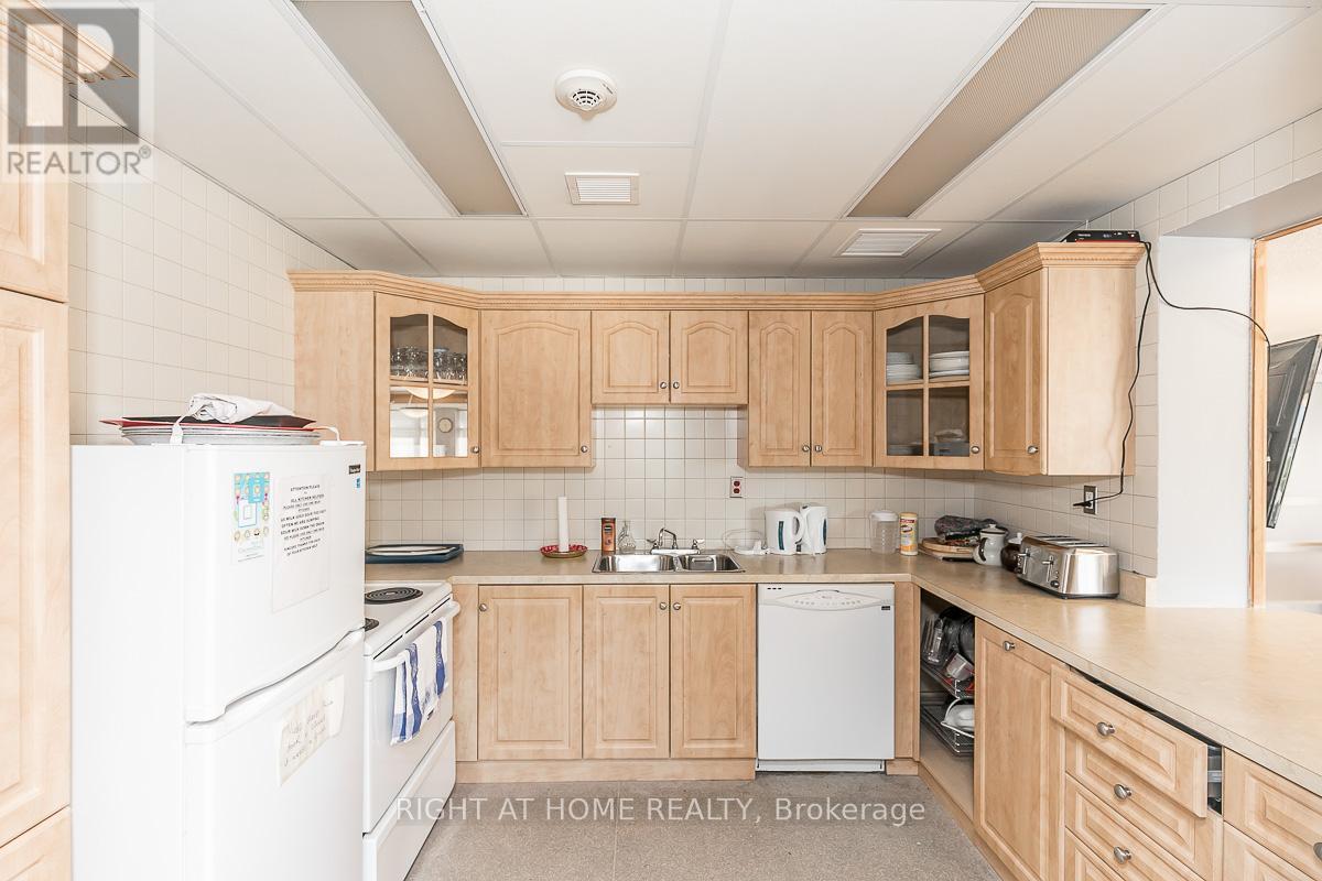 53 - 74 Ross Street, Barrie, Ontario  L4N 1G3 - Photo 30 - S12367923