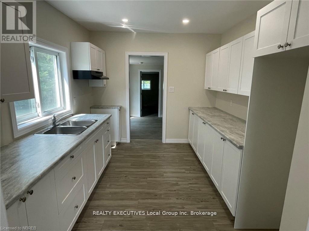 4319 Highway 11 N, North Bay (College Heights), Ontario  P1B 8G3 - Photo 7 - X12368096
