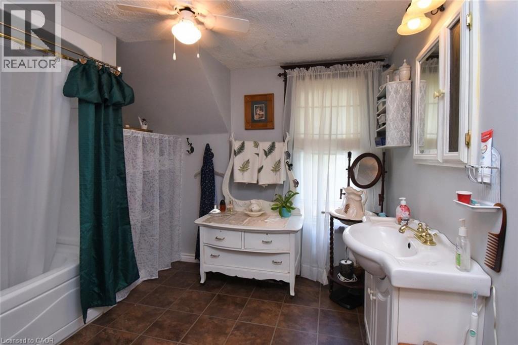 12 Leinster Avenue S, Hamilton, Ontario  L8M 3A1 - Photo 25 - 40764181