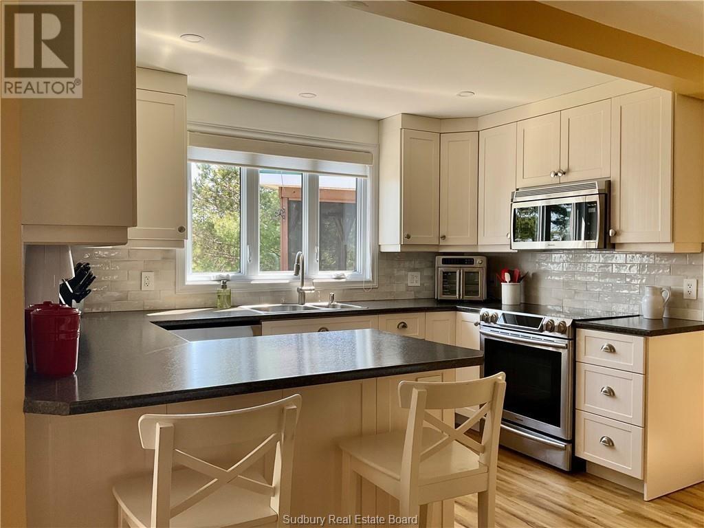 240 Lake Road, St. Charles, Ontario  P0M 2W0 - Photo 28 - 2124322