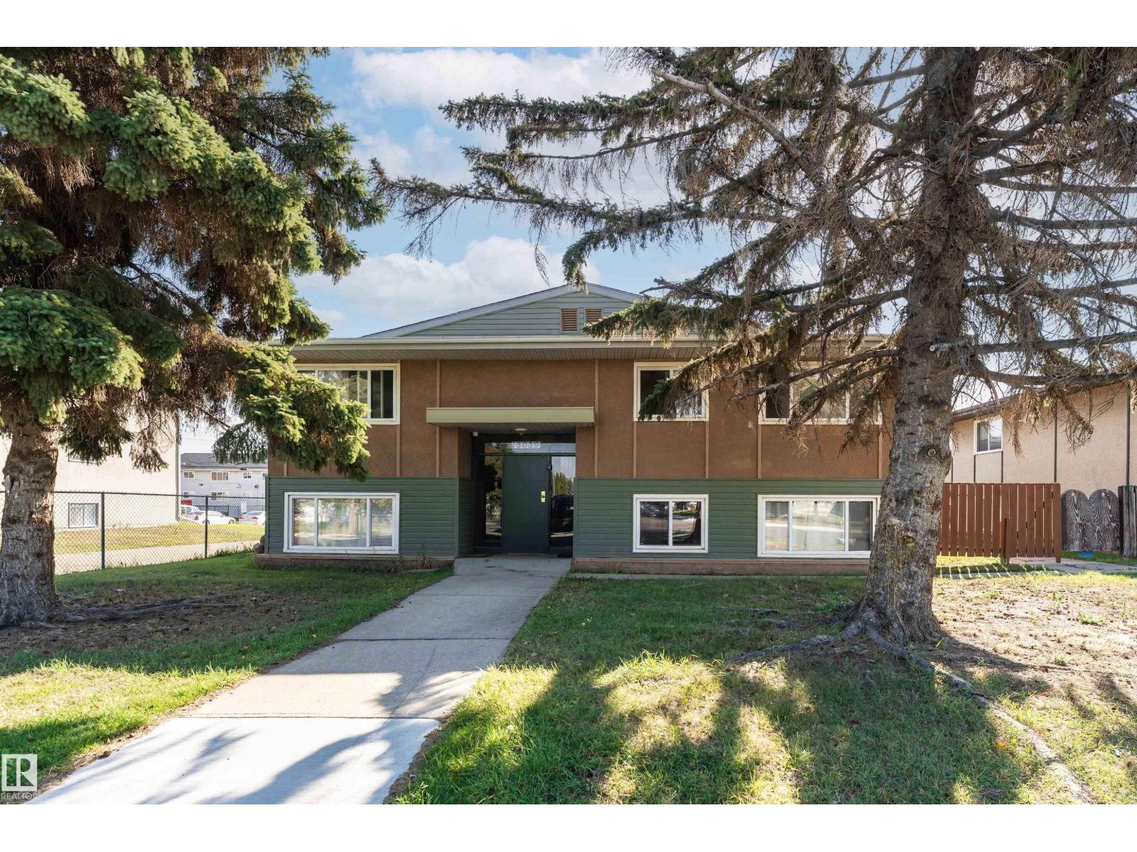 13039 83 St Nw, Edmonton, Alberta  T5E 2W5 - Photo 1 - E4454248