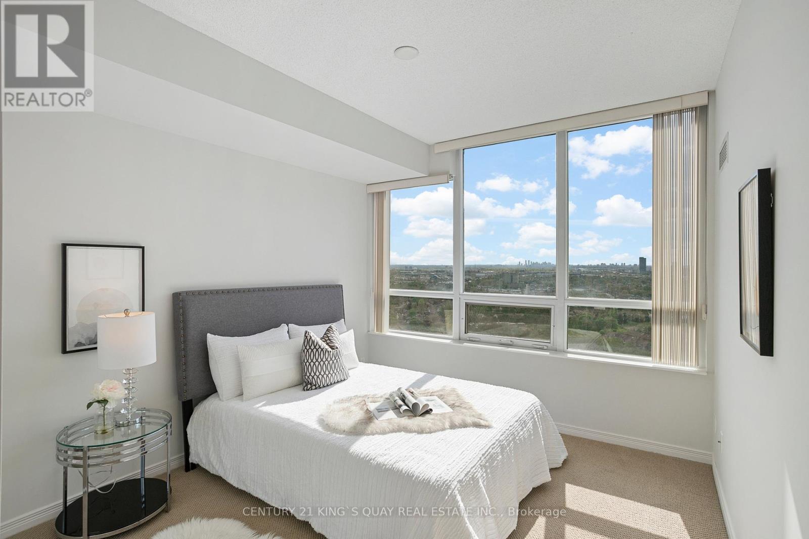 2904 - 2240 Lake Shore Boulevard W, Toronto, Ontario  M8V 0A9 - Photo 15 - W12367906