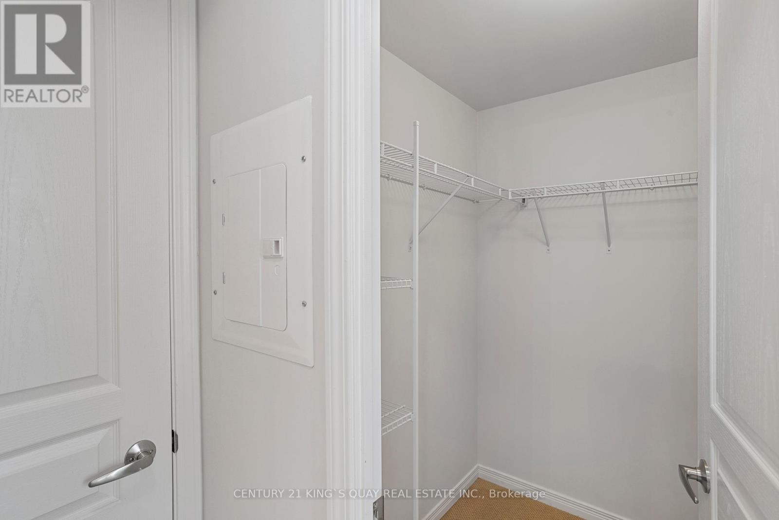 2904 - 2240 Lake Shore Boulevard W, Toronto, Ontario  M8V 0A9 - Photo 20 - W12367906