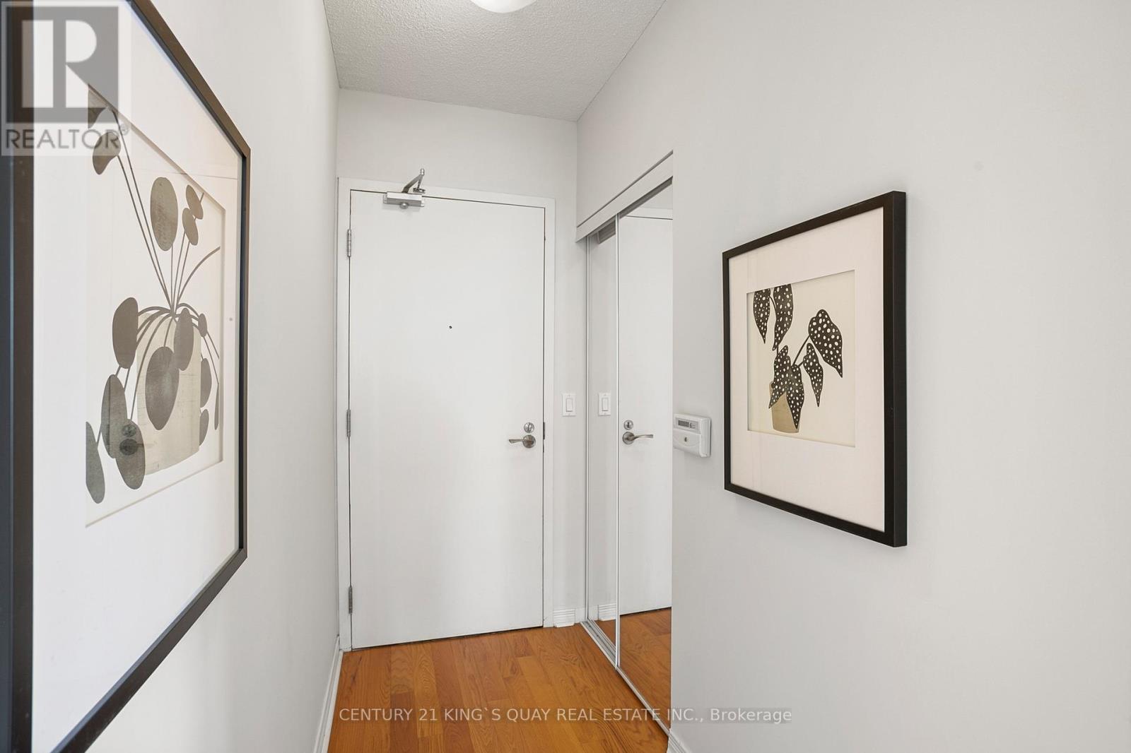 2904 - 2240 Lake Shore Boulevard W, Toronto, Ontario  M8V 0A9 - Photo 3 - W12367906
