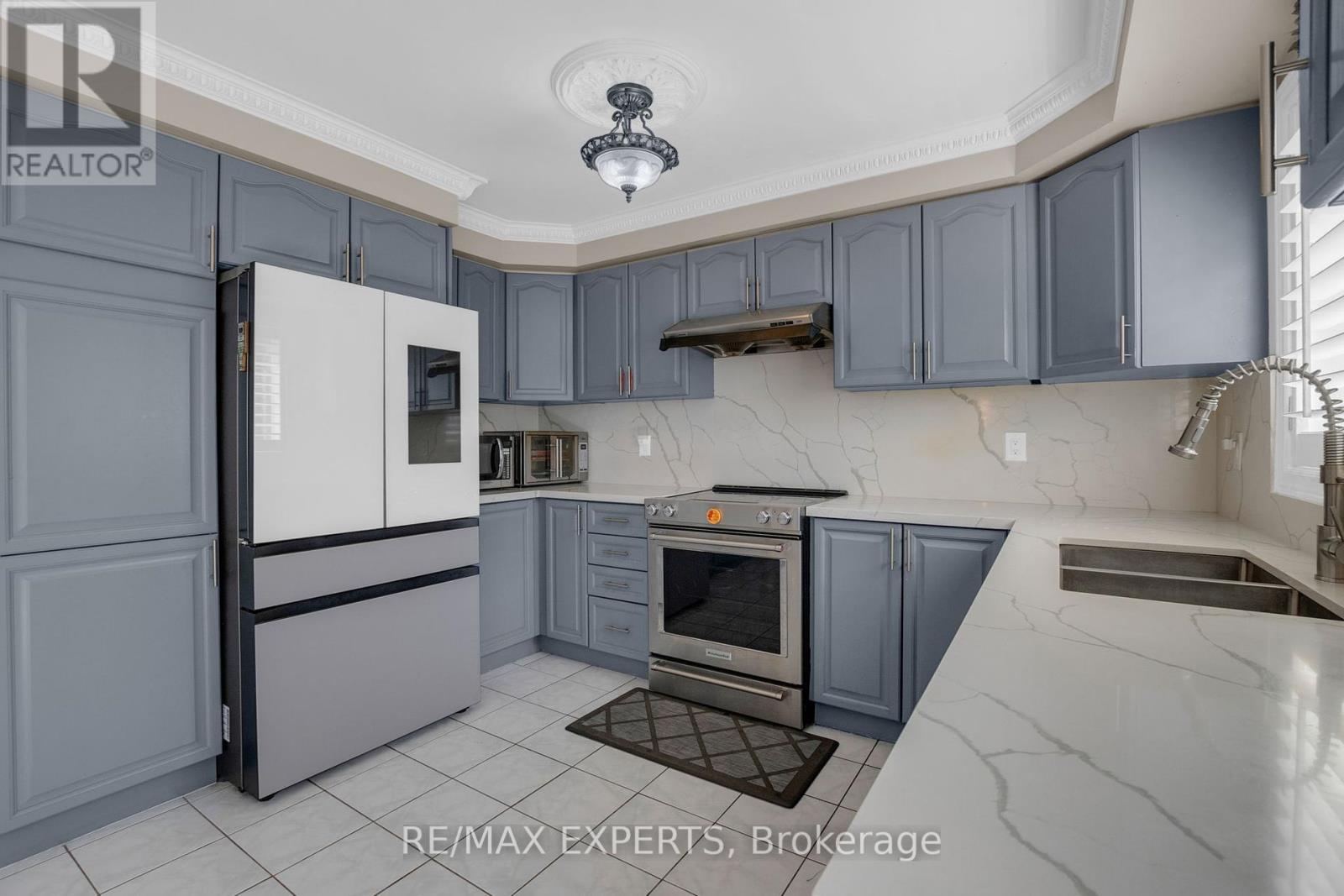 35 Duffield Road N, Brampton, Ontario  L7A 2P5 - Photo 14 - W12367912