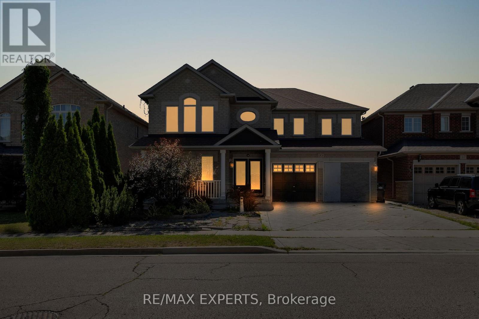 35 Duffield Road N, Brampton, Ontario  L7A 2P5 - Photo 2 - W12367912