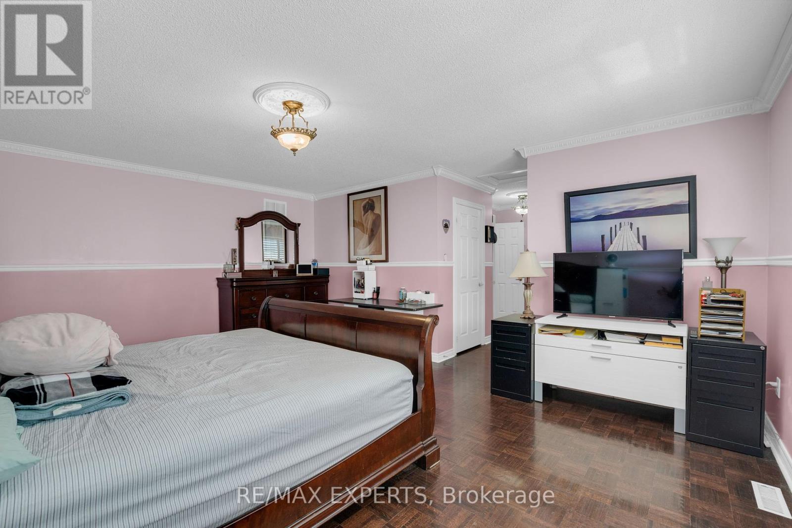 35 Duffield Road N, Brampton, Ontario  L7A 2P5 - Photo 30 - W12367912