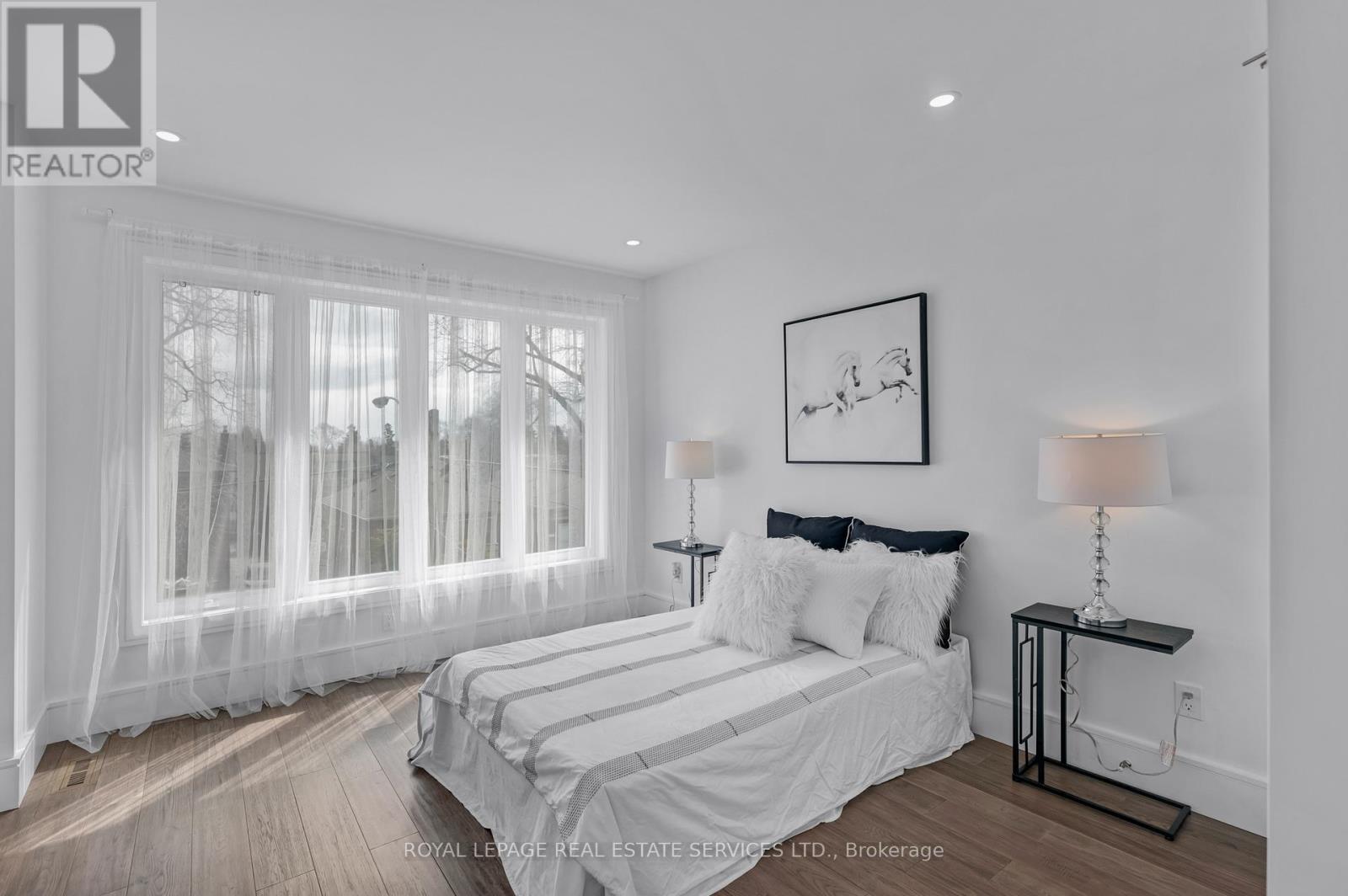8 Branch Avenue, Toronto, Ontario  M8W 1M7 - Photo 31 - W12367922