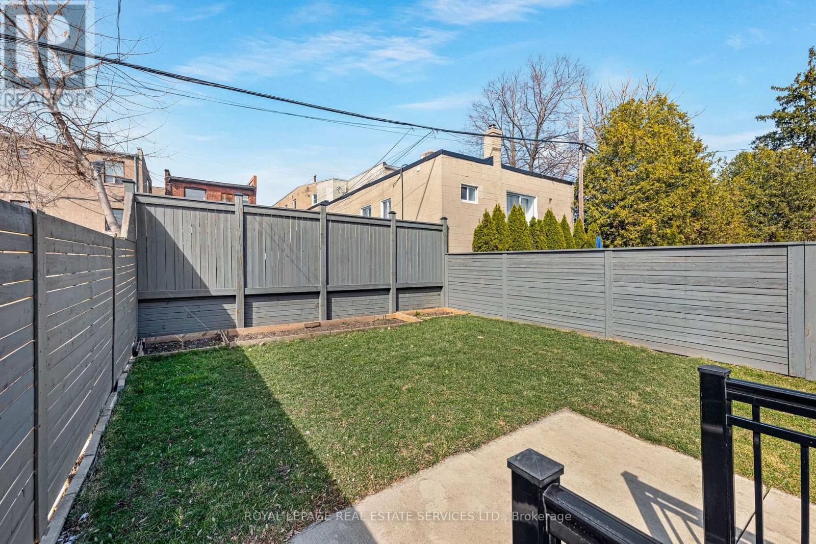 8 Branch Avenue, Toronto, Ontario  M8W 1M7 - Photo 48 - W12367922