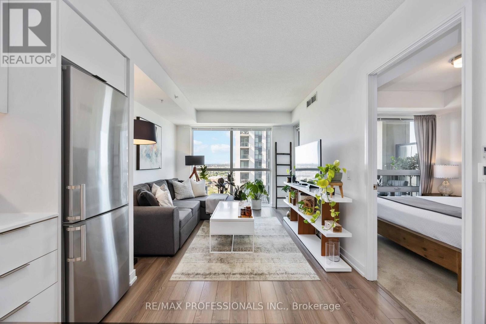 1310 - 20 Thomas Riley Road W, Toronto (Islington-City Centre West), Ontario  M9B 1B1 - Photo 10 - W12367947