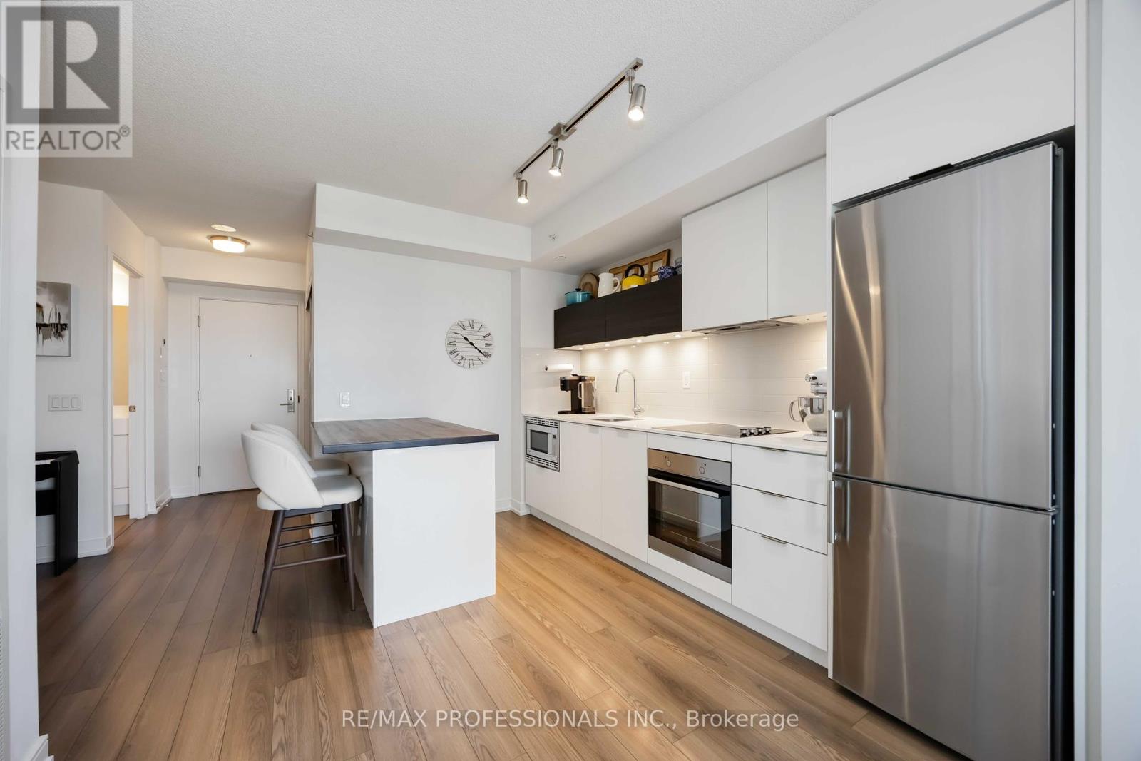 1310 - 20 Thomas Riley Road W, Toronto (Islington-City Centre West), Ontario  M9B 1B1 - Photo 11 - W12367947