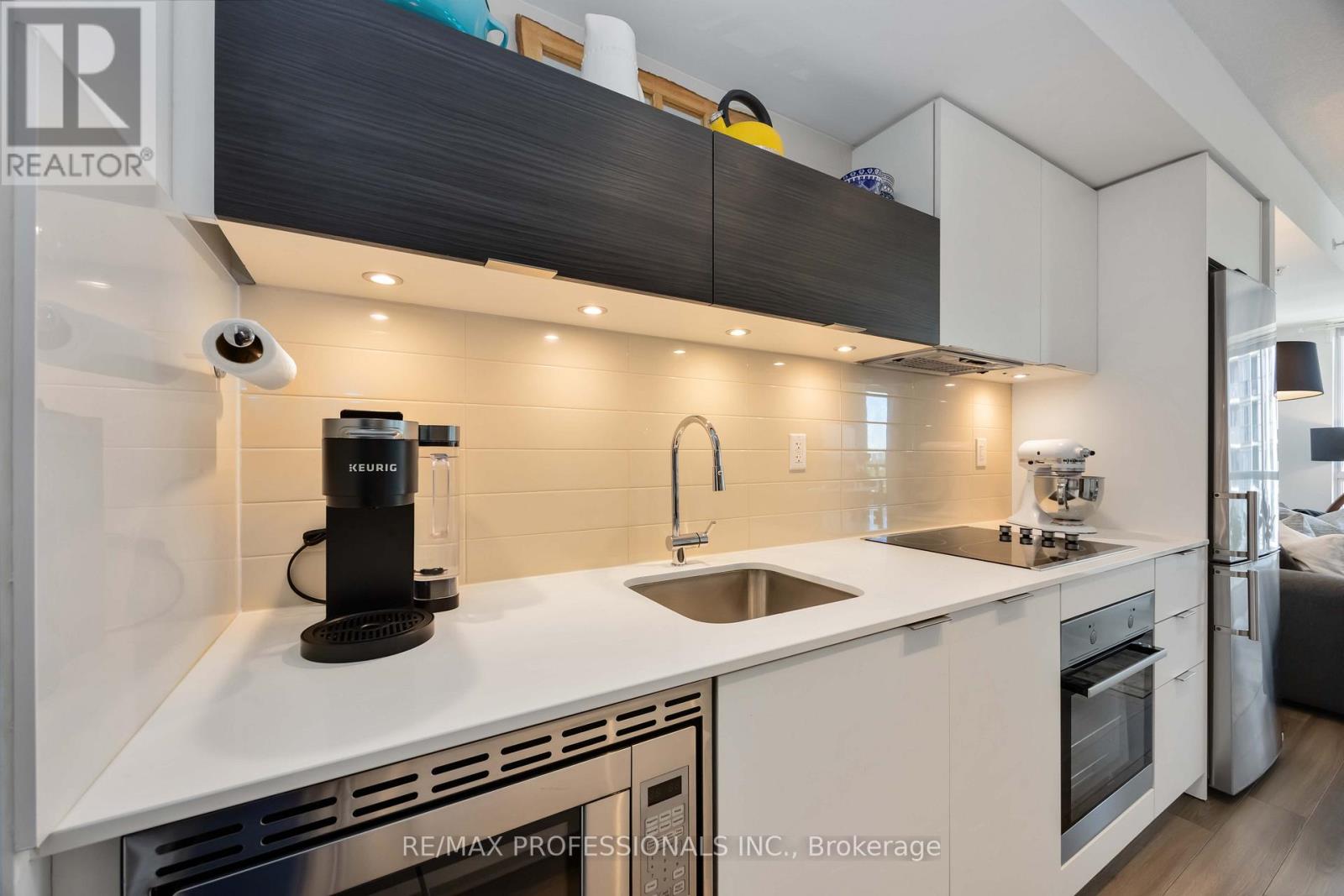 1310 - 20 Thomas Riley Road W, Toronto (Islington-City Centre West), Ontario  M9B 1B1 - Photo 13 - W12367947
