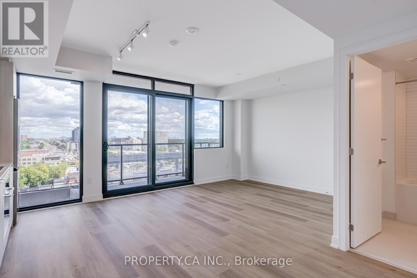 903 - 3009 Novar Road, Mississauga, Ontario  L5B 0P9 - Photo 2 - W12367995