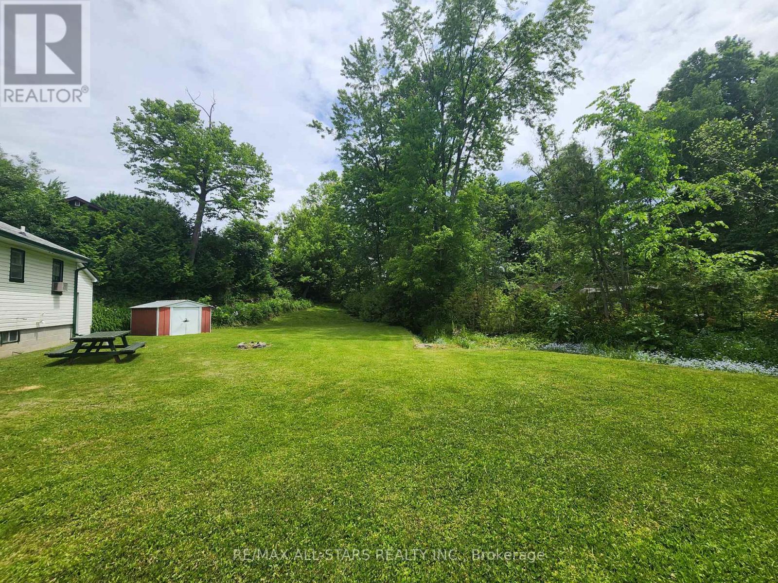 101 Clovelly Cove, Georgina (Pefferlaw), Ontario  L0E 1E0 - Photo 10 - N12224198