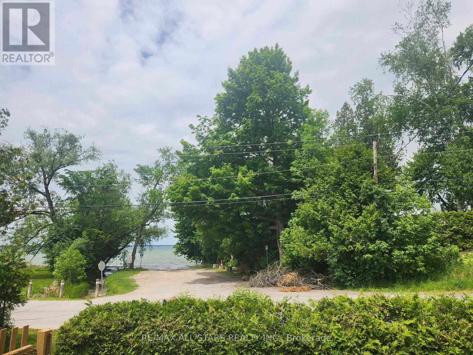 101 Clovelly Cove, Georgina (Pefferlaw), Ontario  L0E 1E0 - Photo 13 - N12224198
