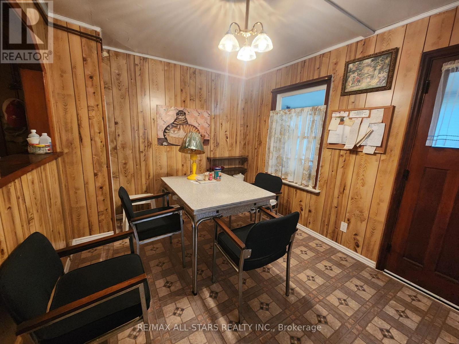 101 Clovelly Cove, Georgina (Pefferlaw), Ontario  L0E 1E0 - Photo 4 - N12224198