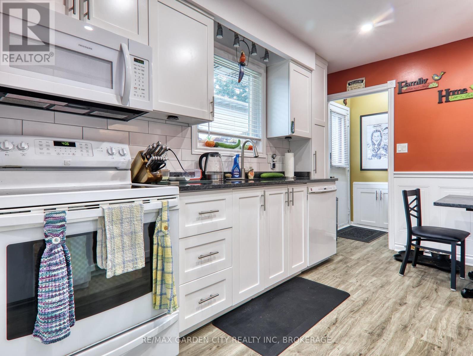 196 Keefer Road, Thorold, Ontario  L2V 4M3 - Photo 26 - X12367828