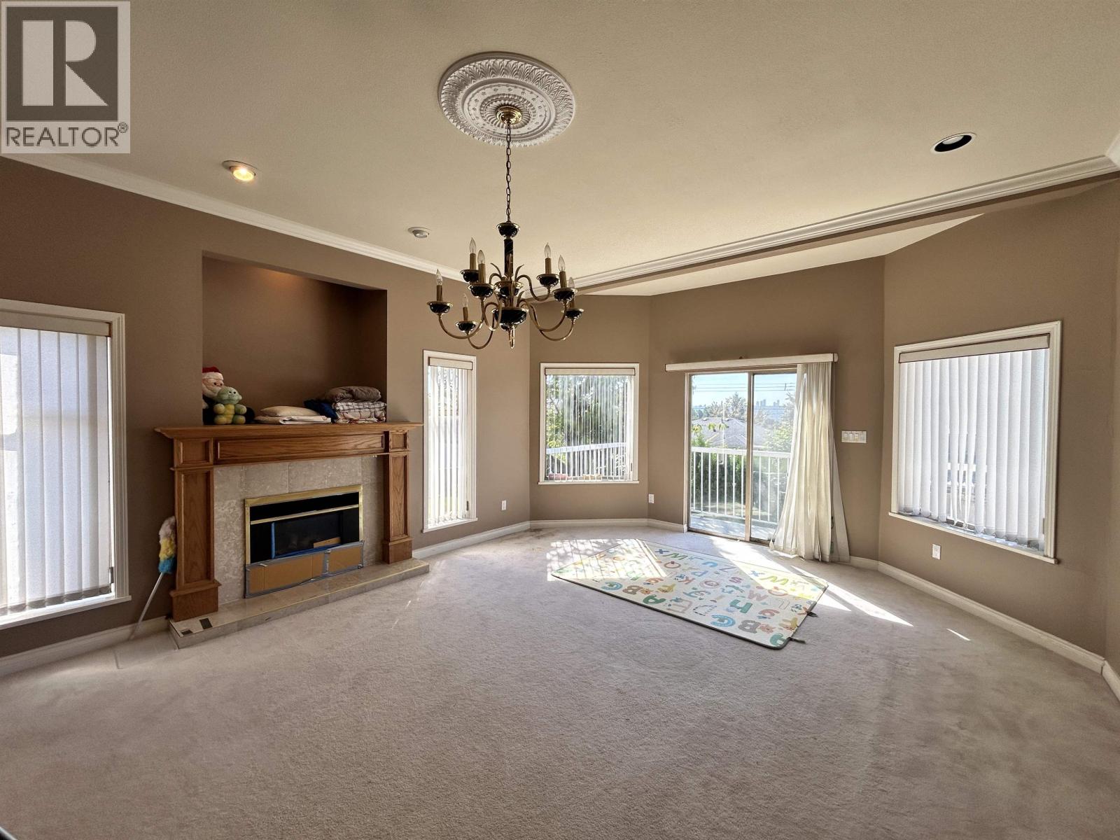 6262 Kitchener Street, Burnaby, British Columbia  V5B 2J4 - Photo 5 - R3041146
