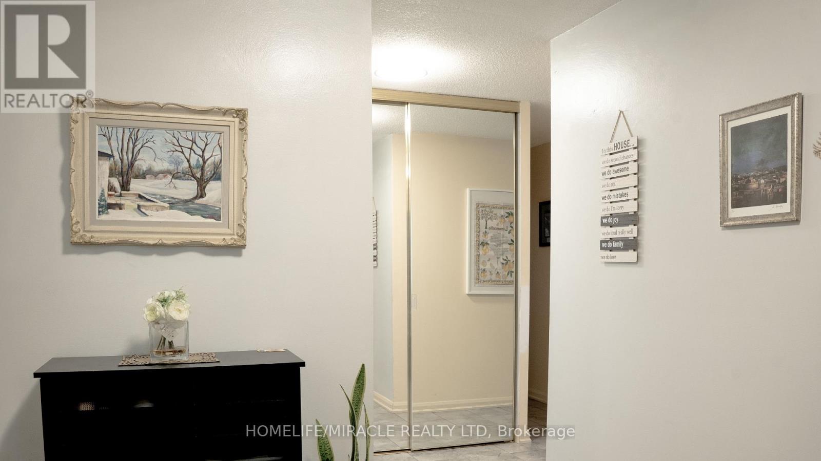 1401 - 234 Albion Road, Toronto, Ontario  M9W 6A5 - Photo 7 - W12359622