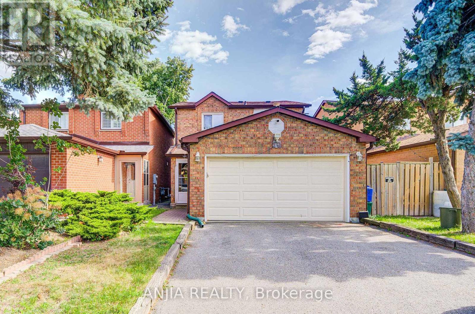 Property at 19 DUNBAR CRESCENT image 1
