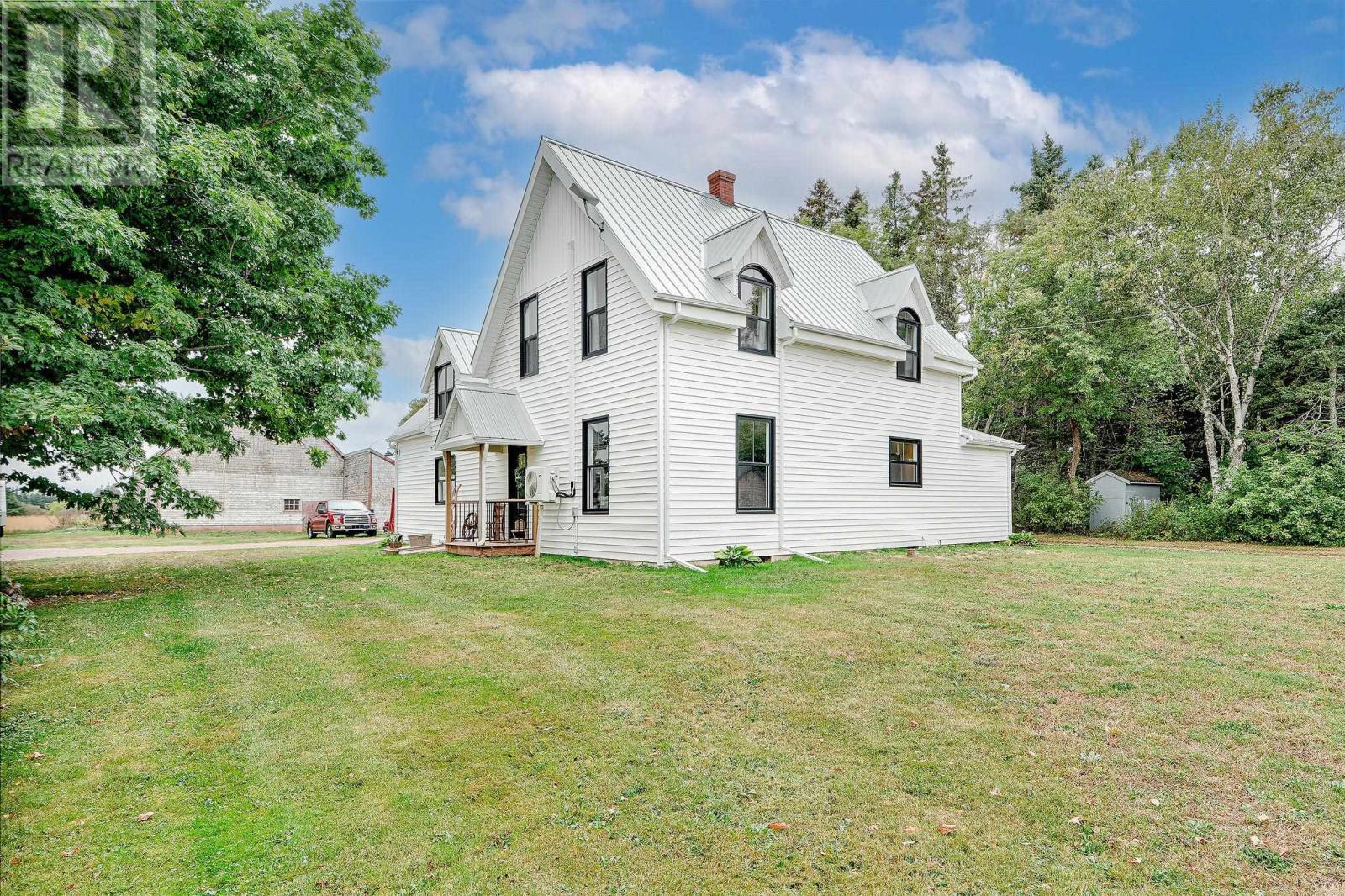 13389 Cascumpec Road, Cascumpec, Prince Edward Island  C0B 1V0 - Photo 4 - 202521821
