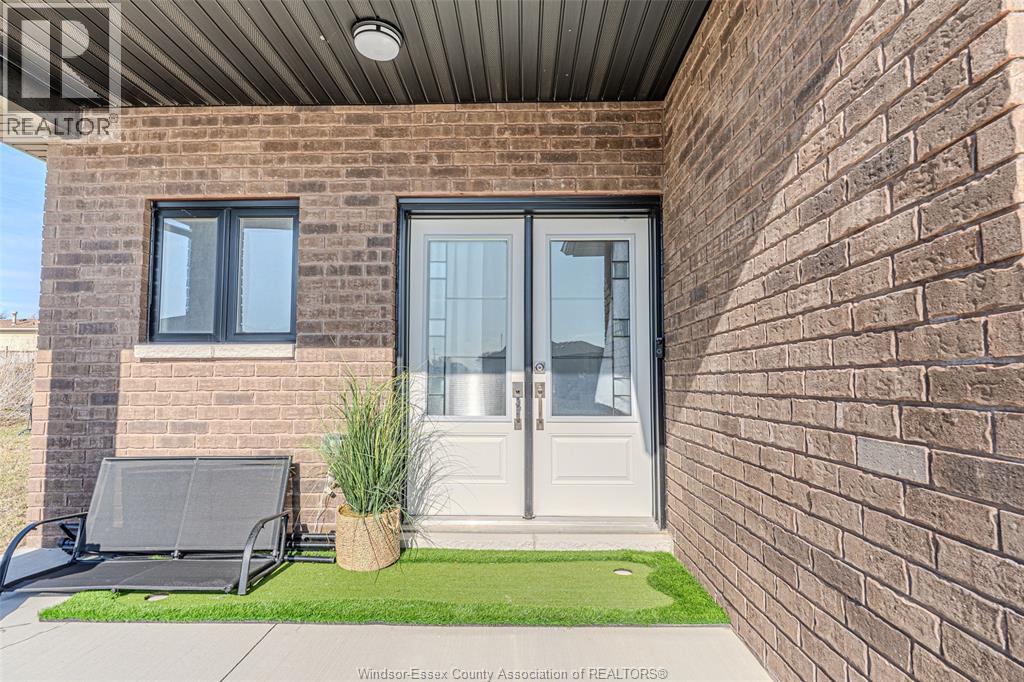 133 Churchill Park, Chatham, Ontario  N7M 0R8 - Photo 5 - 25021787