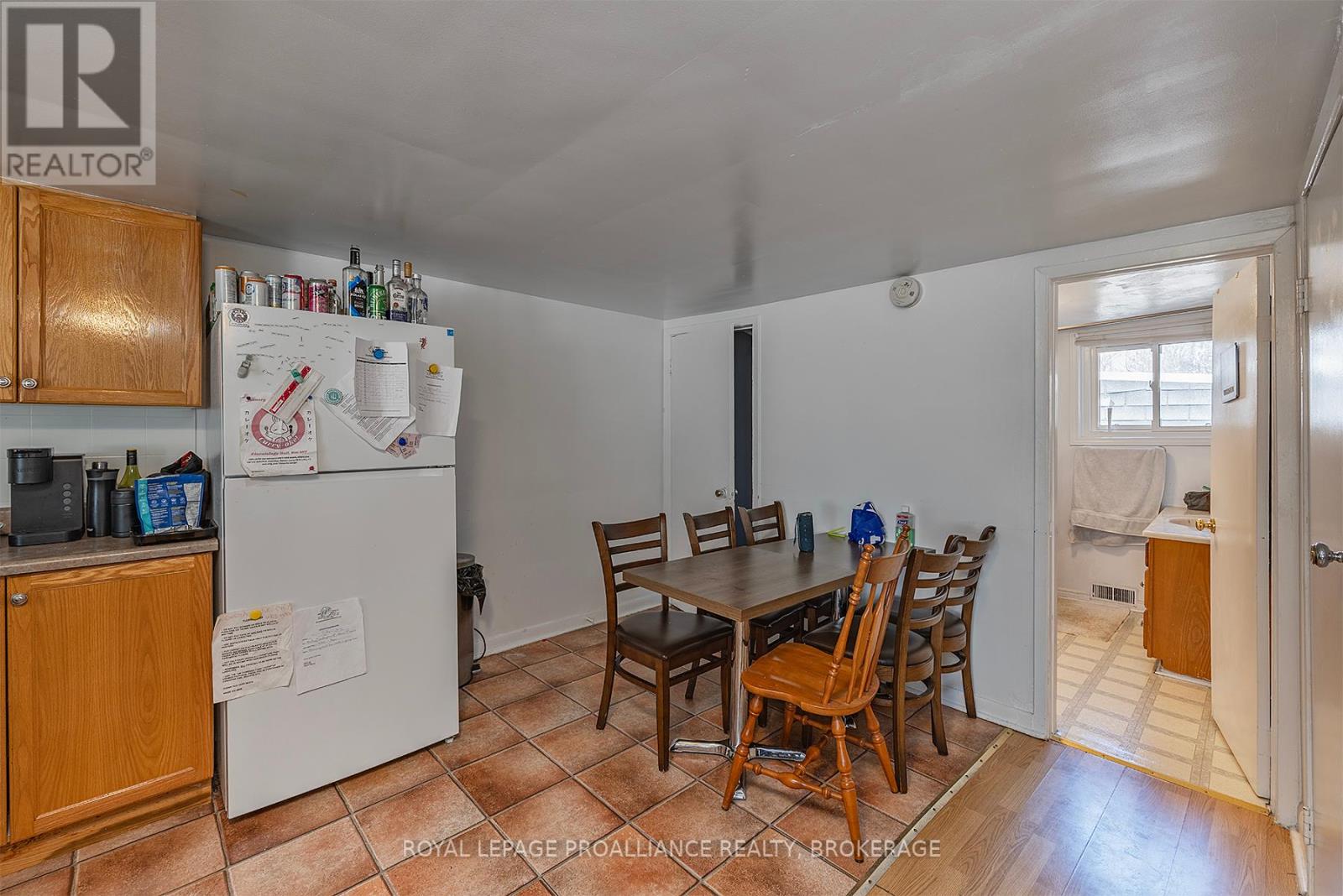 521 Johnson Street, Kingston, Ontario  K7L 1Z7 - Photo 17 - X12368120