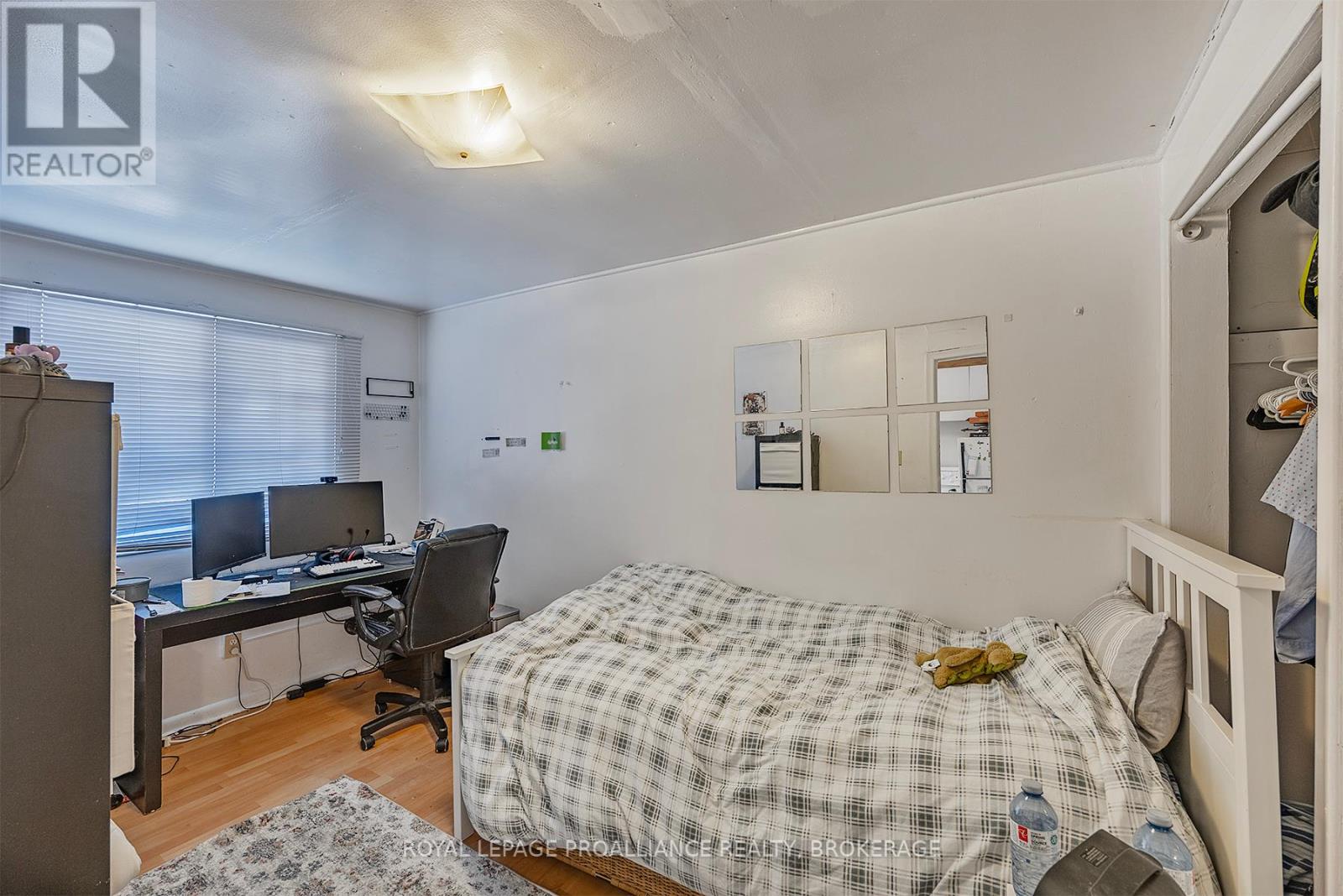 521 Johnson Street, Kingston, Ontario  K7L 1Z7 - Photo 31 - X12368120