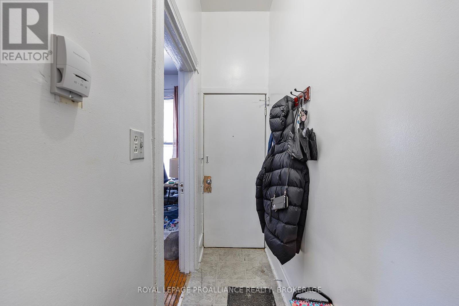 521 Johnson Street, Kingston, Ontario  K7L 1Z7 - Photo 36 - X12368120