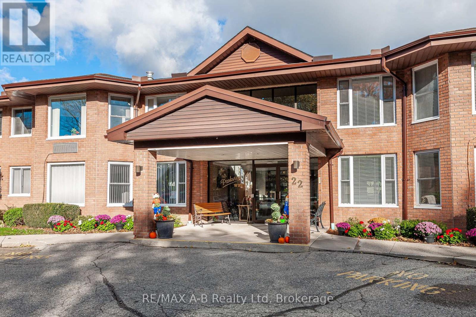 104 - 22 ST. ANDREW STREET N, St. Marys, Ontario