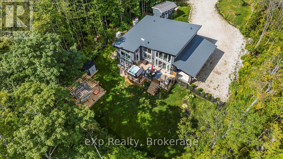 78 Maple Drive, Northern Bruce Peninsula, Ontario  N0H 1Z0 - Photo 2 - X12368201