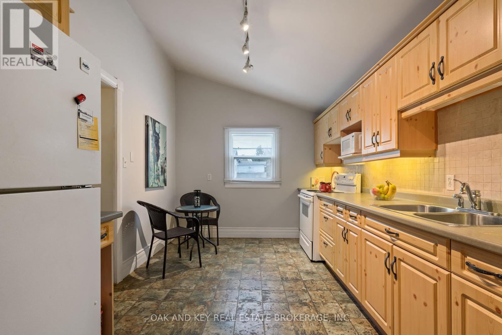 46342 Sparta Line, Central Elgin, Ontario  N0L 2H0 - Photo 30 - X12368121