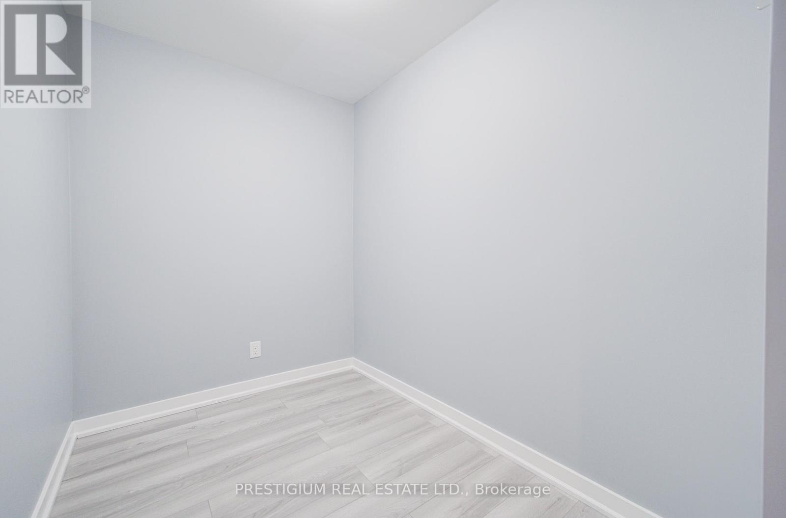 418 - 170 Sumach Street, Toronto (Regent Park), Ontario  M5A 0C3 - Photo 10 - C12368064
