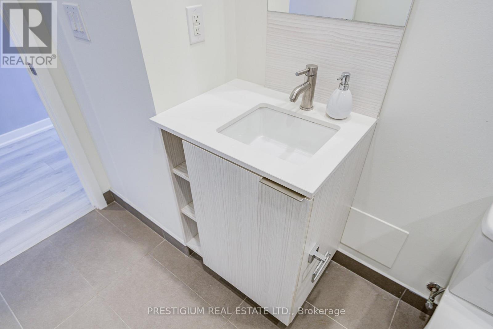 418 - 170 Sumach Street, Toronto (Regent Park), Ontario  M5A 0C3 - Photo 12 - C12368064