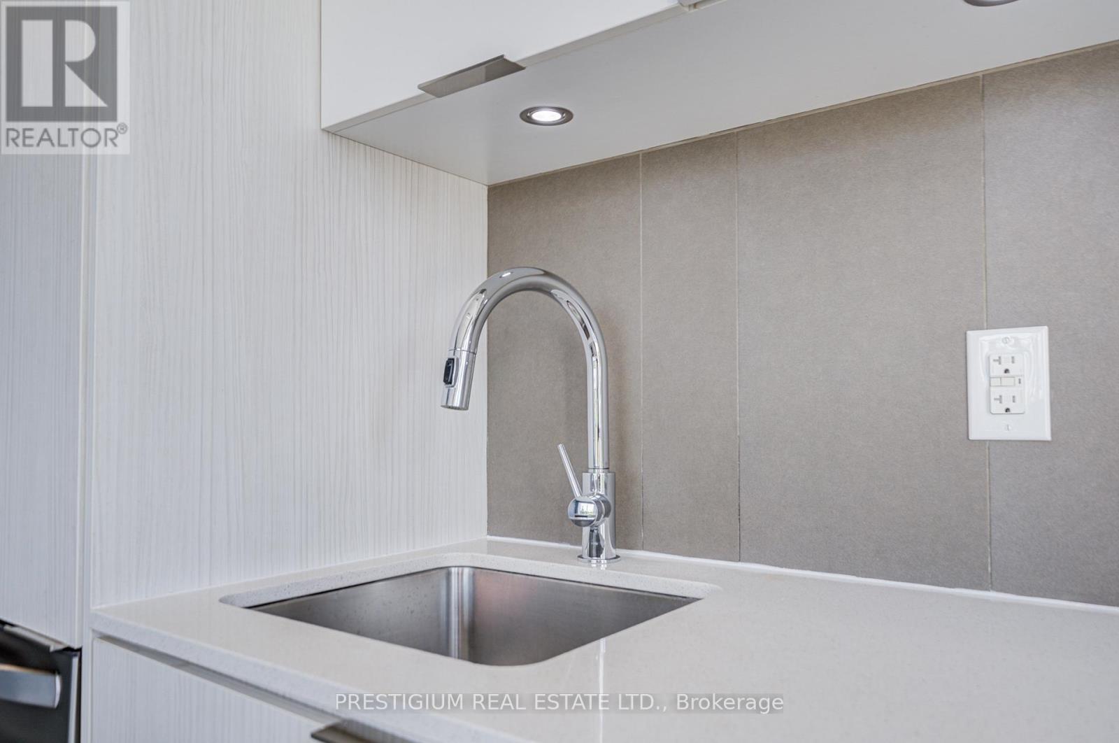 418 - 170 Sumach Street, Toronto (Regent Park), Ontario  M5A 0C3 - Photo 18 - C12368064