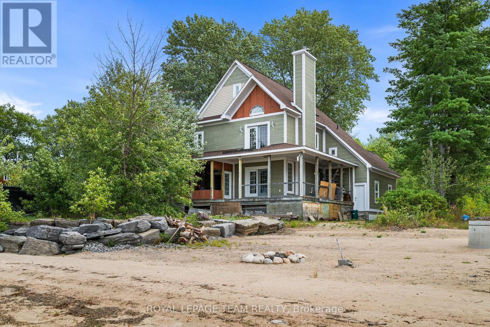 4310 Armitage Avenue, Ottawa, Ontario  K0A 1T0 - Photo 2 - X12368130