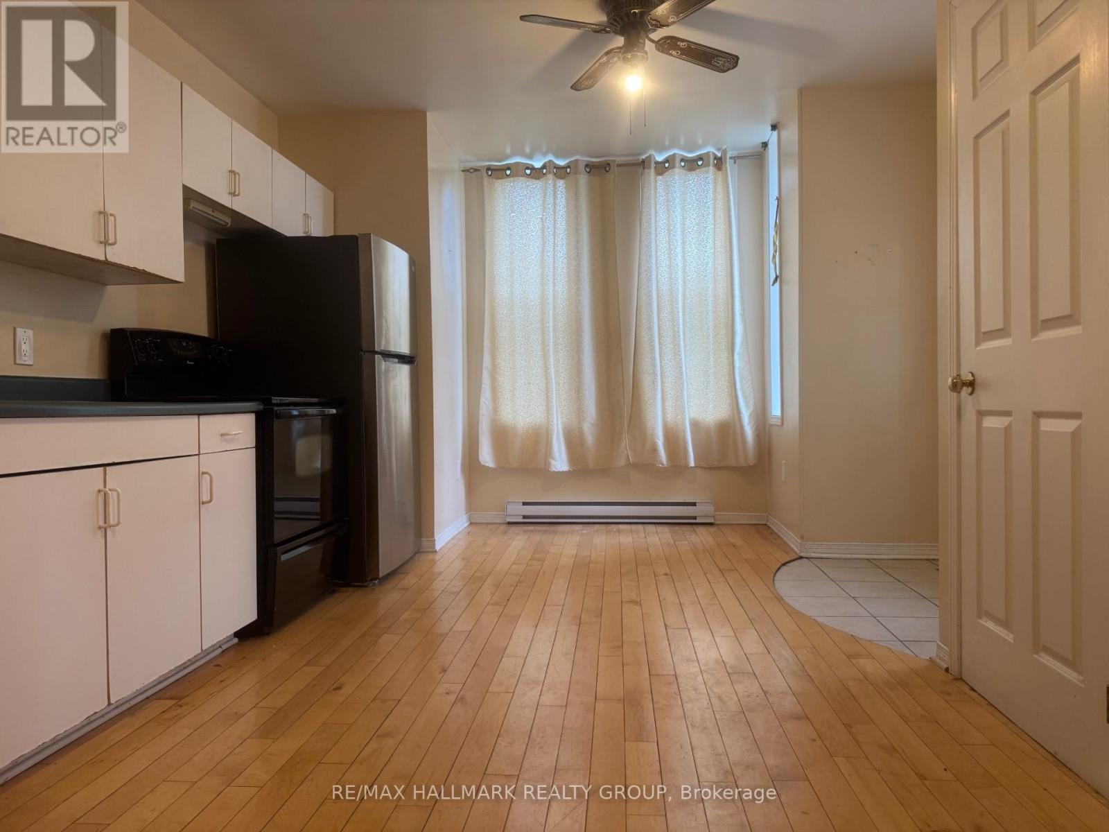 22 Maple Avenue, Smiths Falls, Ontario  K7A 1Z9 - Photo 4 - X12368219