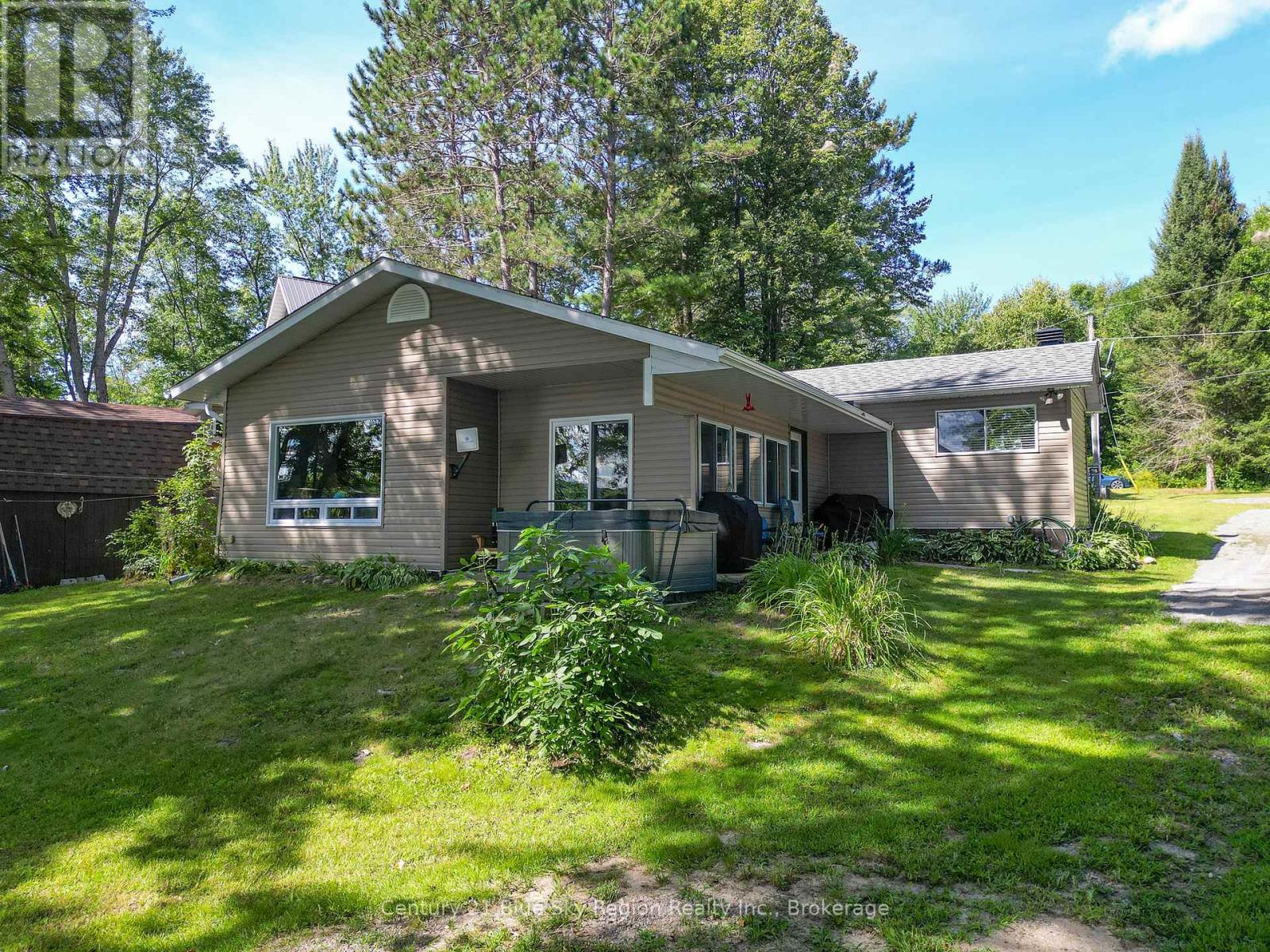 28 Andrews Lane, Bonfield, Ontario  P0H 1E0 - Photo 1 - X12368106