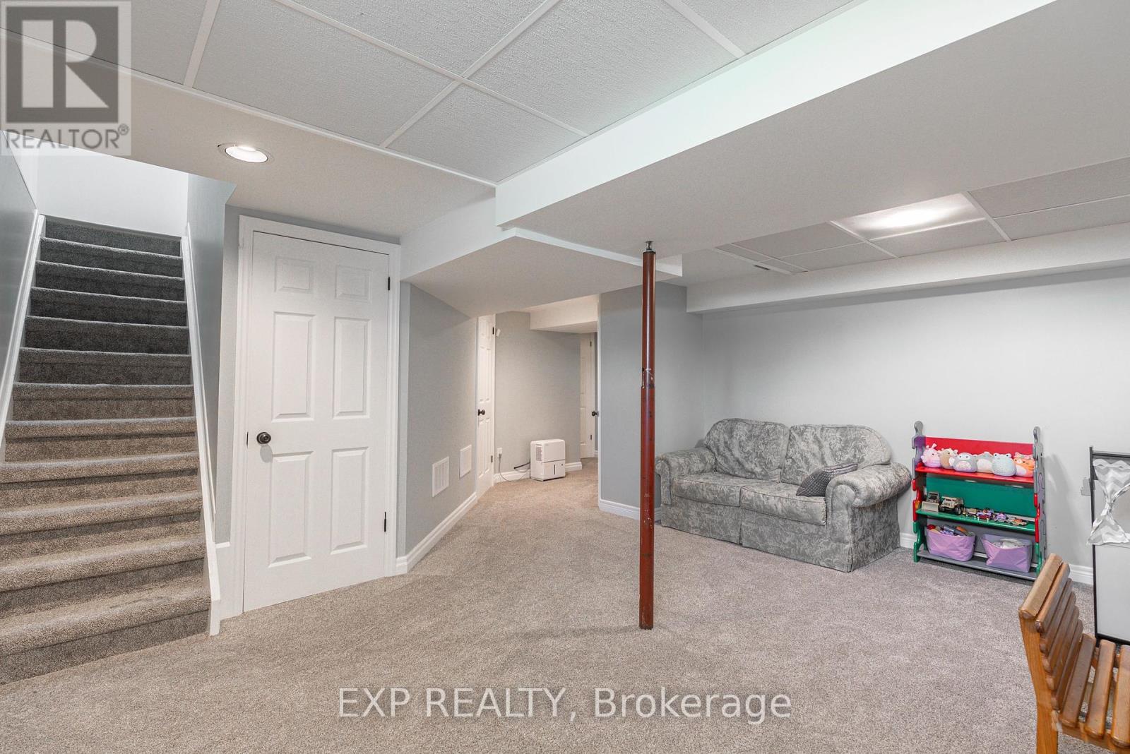 2446 Burger Road, Fort Erie, Ontario  L0S 1S0 - Photo 29 - X12368200