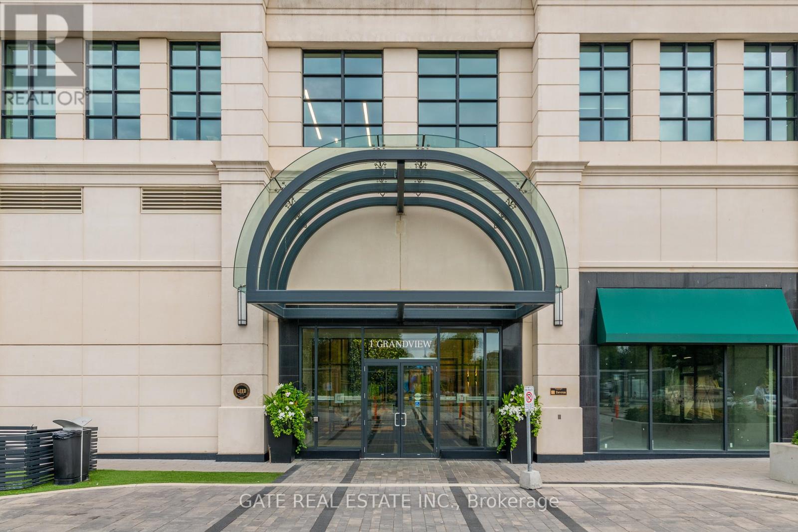 511 - 1 Grandview Avenue, Markham, Ontario  L3T 0G7 - Photo 2 - N12368099