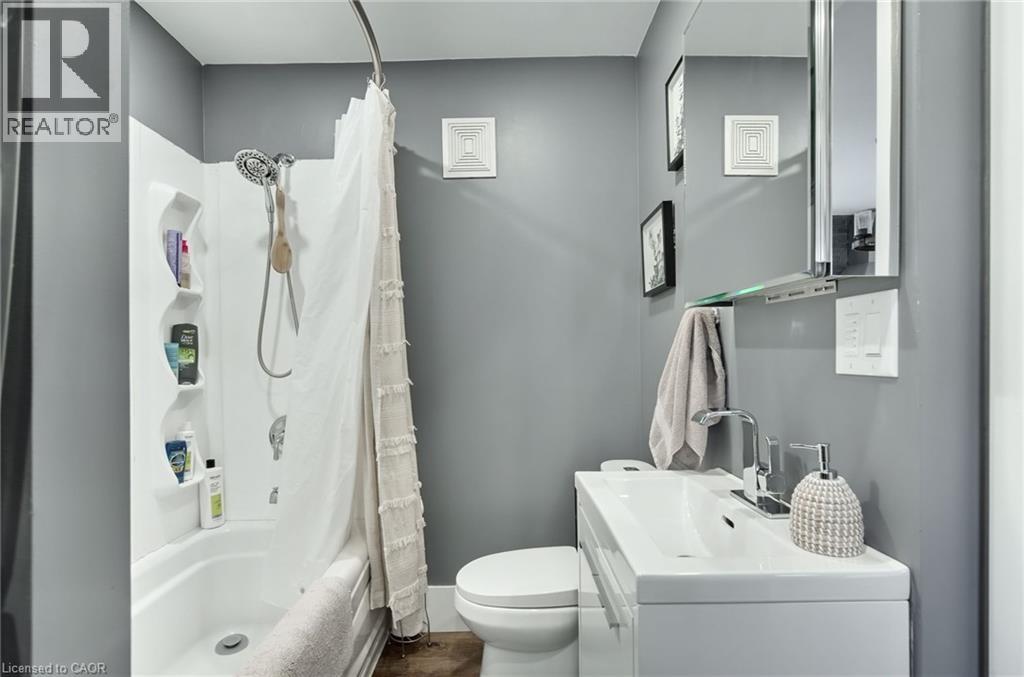 4279 East Avenue, Beamsville, Ontario  L0R 1B6 - Photo 9 - 40764175