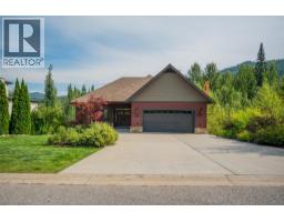 807 White Tail Drive, rossland, British Columbia