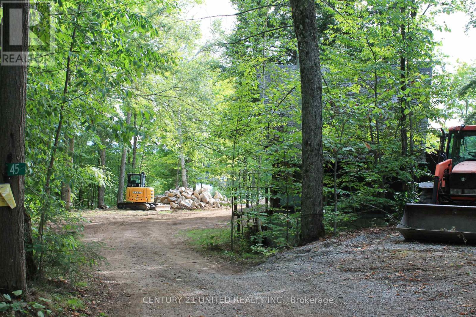 45 Fire Route 223, Trent Lakes, Ontario  K0L 1J0 - Photo 10 - X12368165