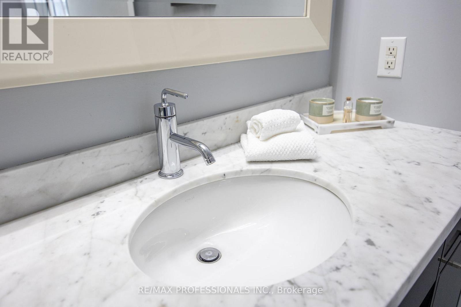 911 - 88 Park Lawn Road, Toronto, Ontario  M8Y 0B5 - Photo 16 - W12368046