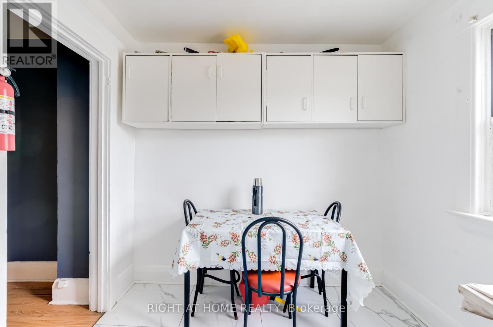 16 Pryor Avenue, Toronto, Ontario  M6N 1M4 - Photo 18 - W12368078