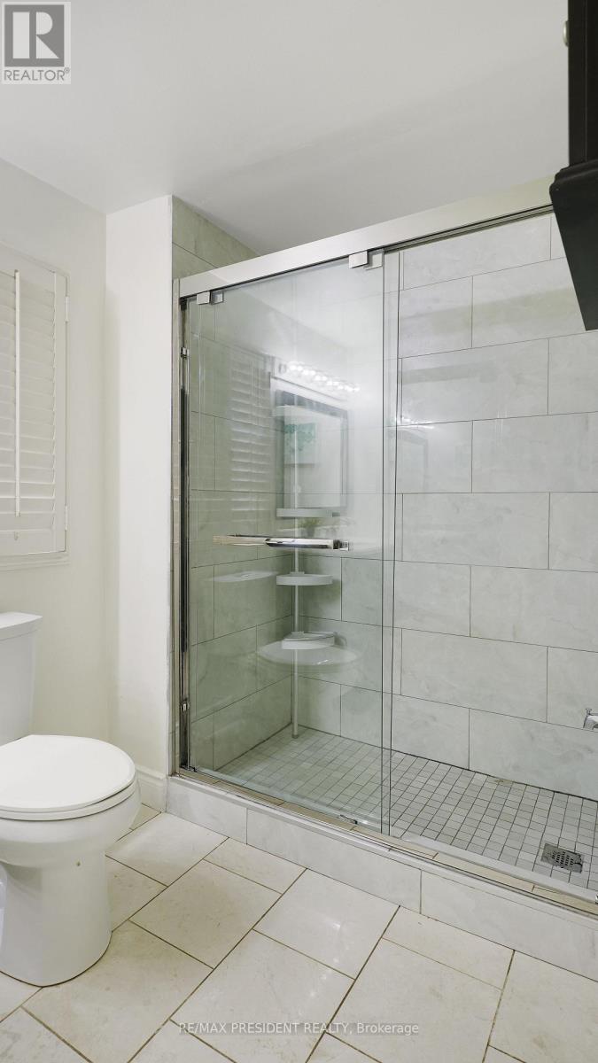 41 Stalbridge Avenue, Brampton, Ontario  L6Y 4H1 - Photo 22 - W12368093