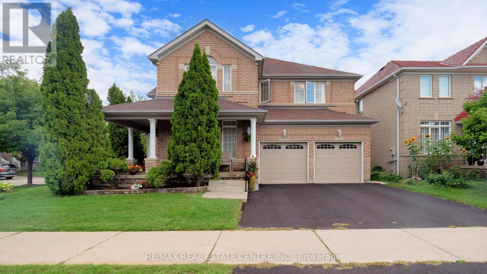 5893 Long Valley Road, Mississauga, Ontario  L5M 6J6 - Photo 1 - W12368098
